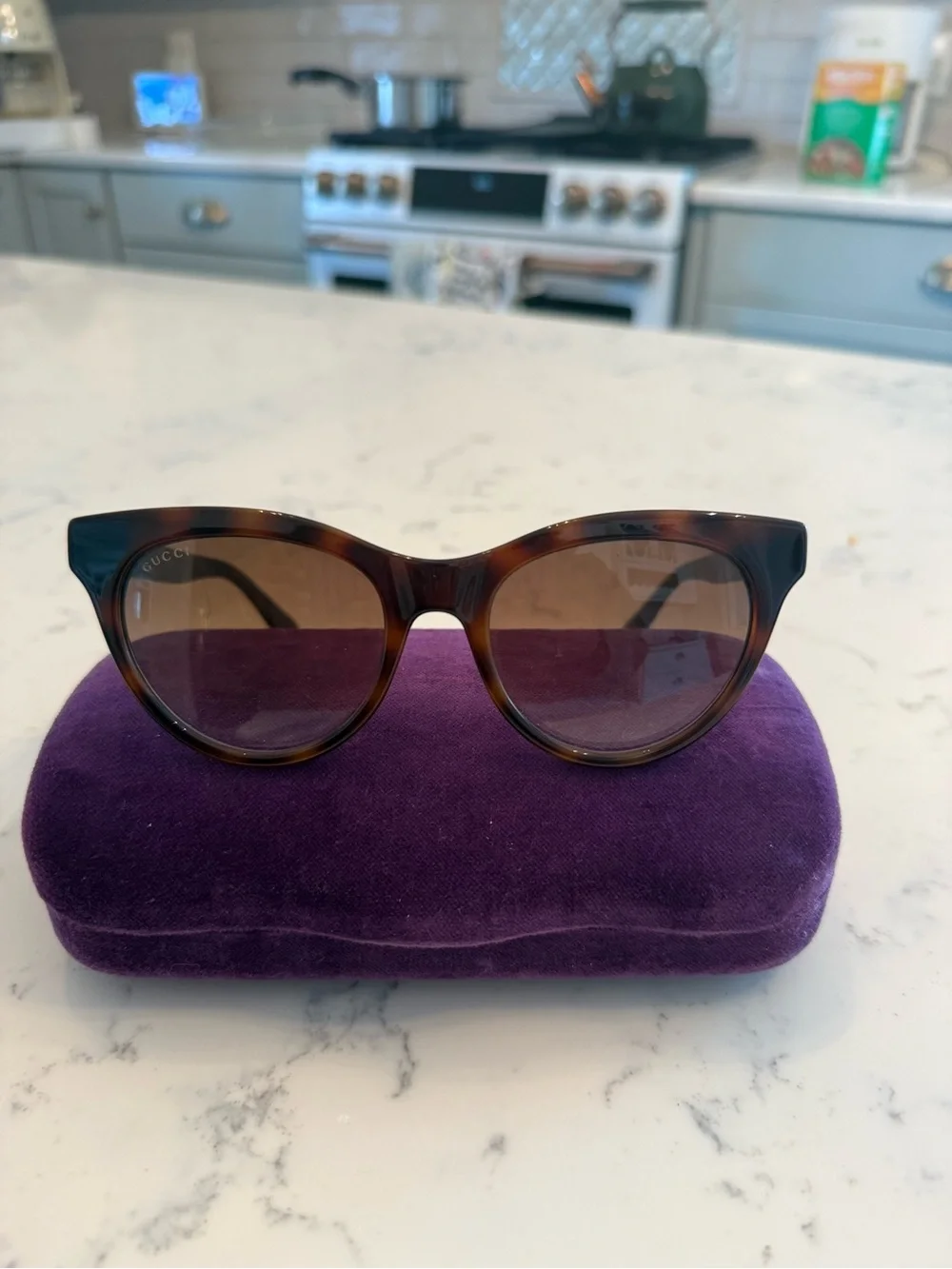 Gucci 53MM Cat-Eye Women's Sunglasses - Brown